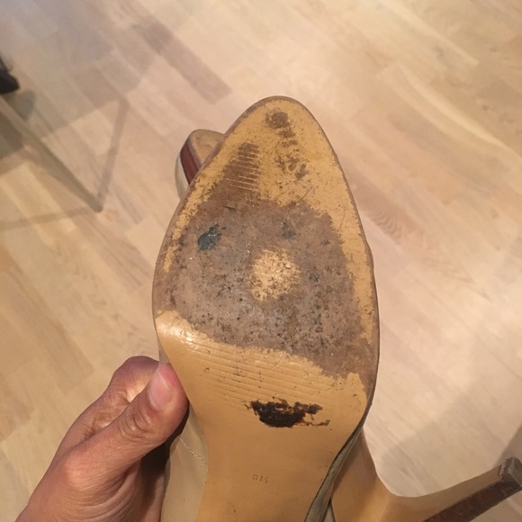 Guess 3" Nude Pumps - Picture 5 of 5